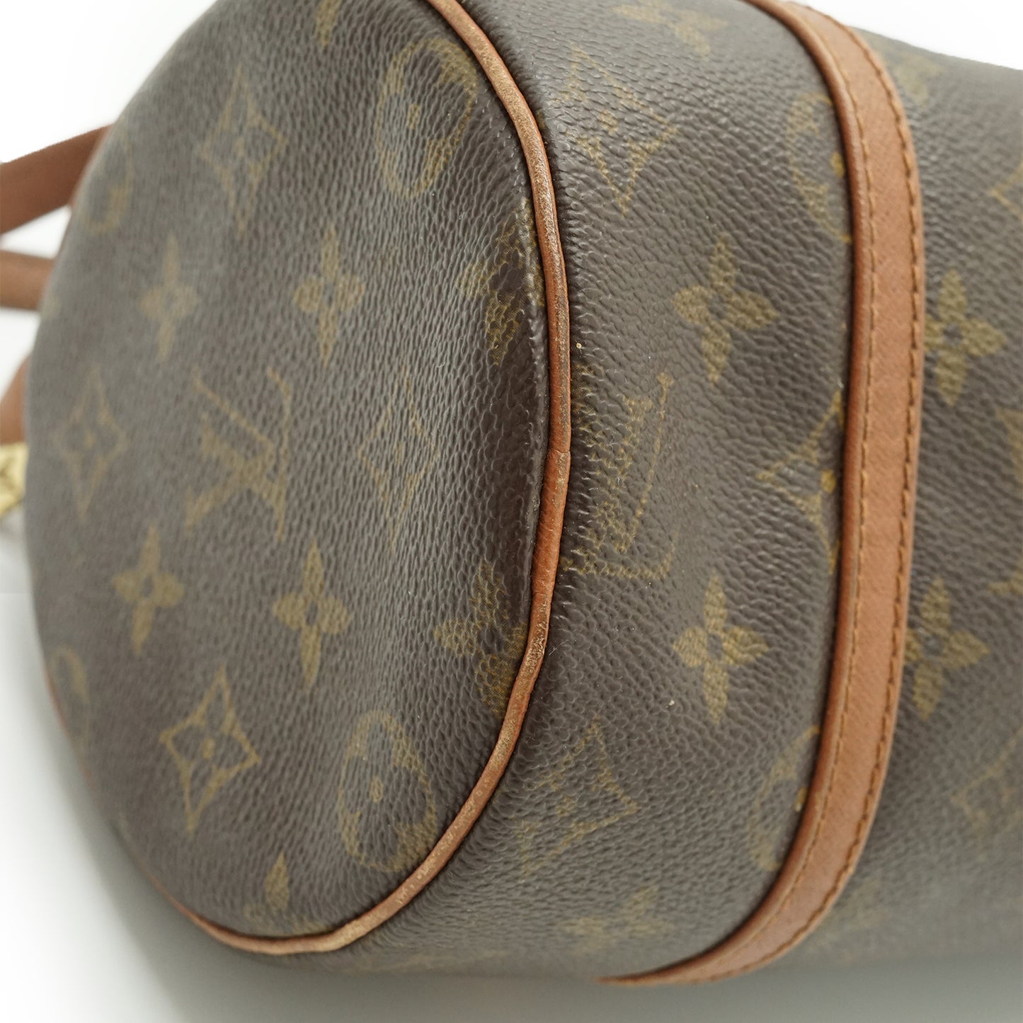 Monogram Papillon 26