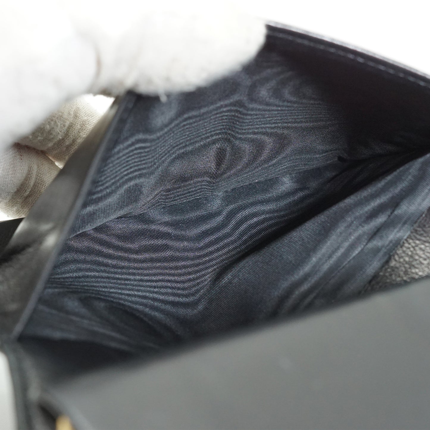 CC Caviar Skin Bifold Long Wallet