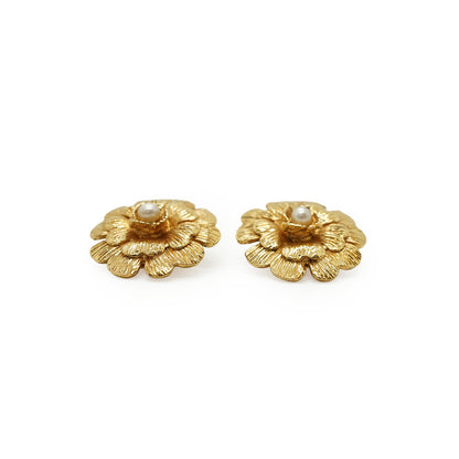 Camellia Pearl Clip-on Earrings GP