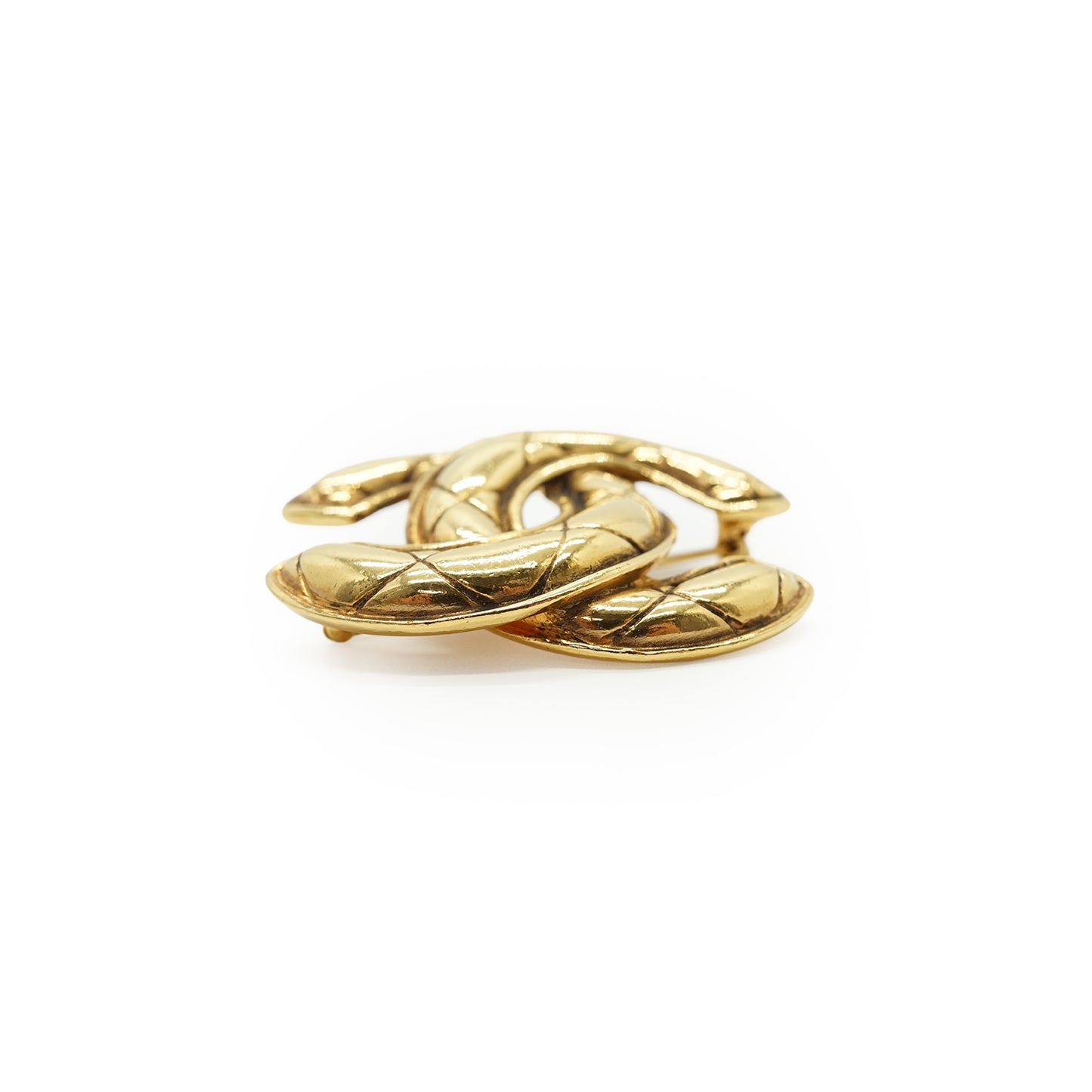 CC Matelasse Brooch GP Medium