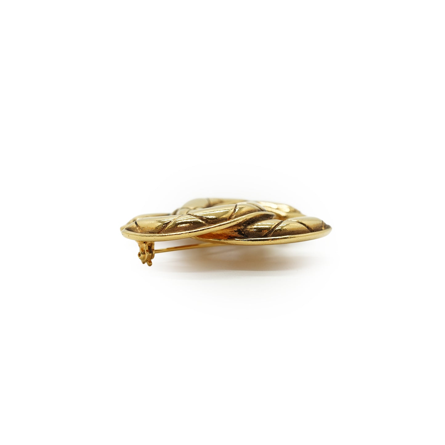 CC Matelasse Brooch GP Medium