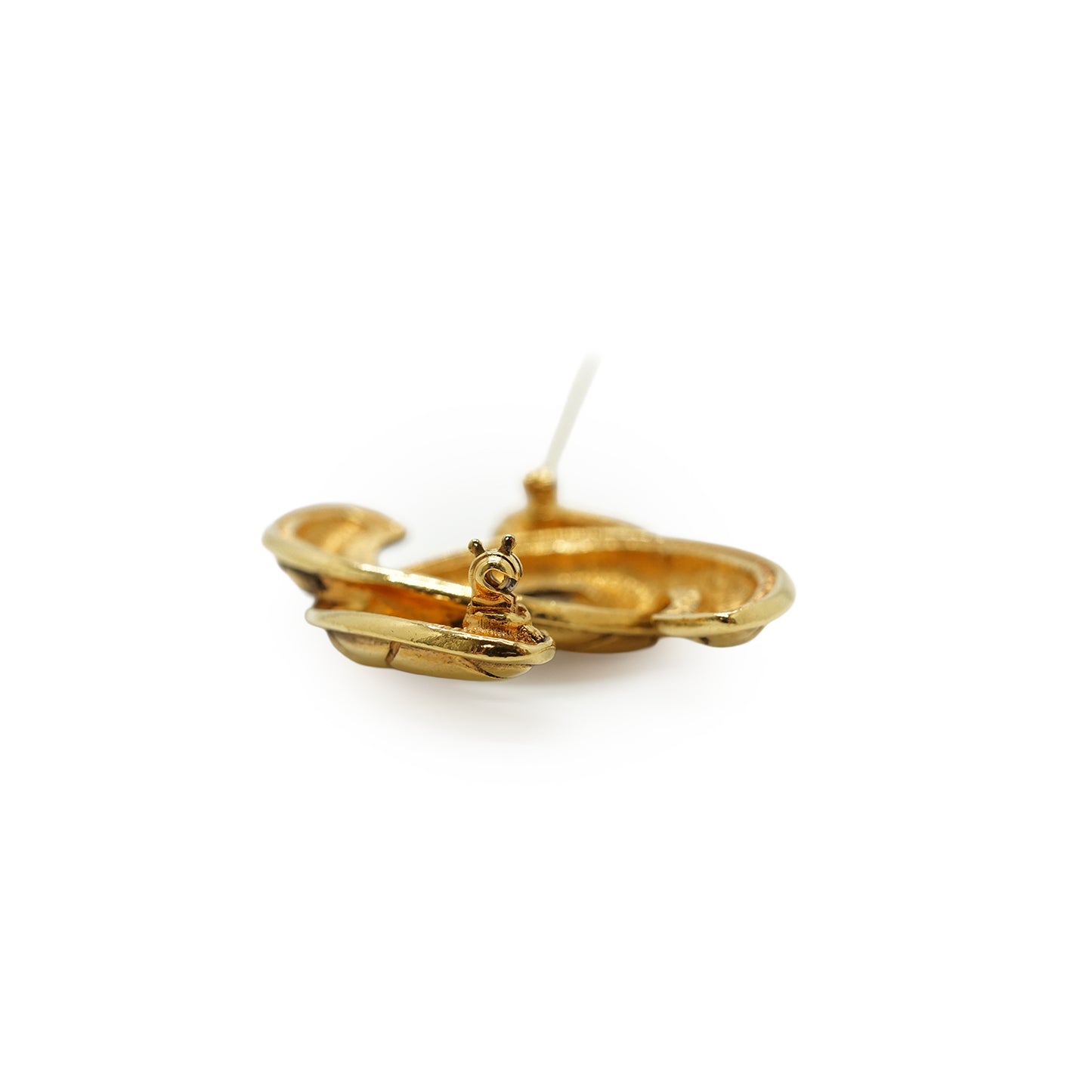 CC Matelasse Brooch GP Medium