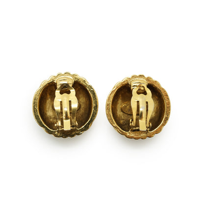 Vintage Multiple CC Shell Clip-on Earrings GP
