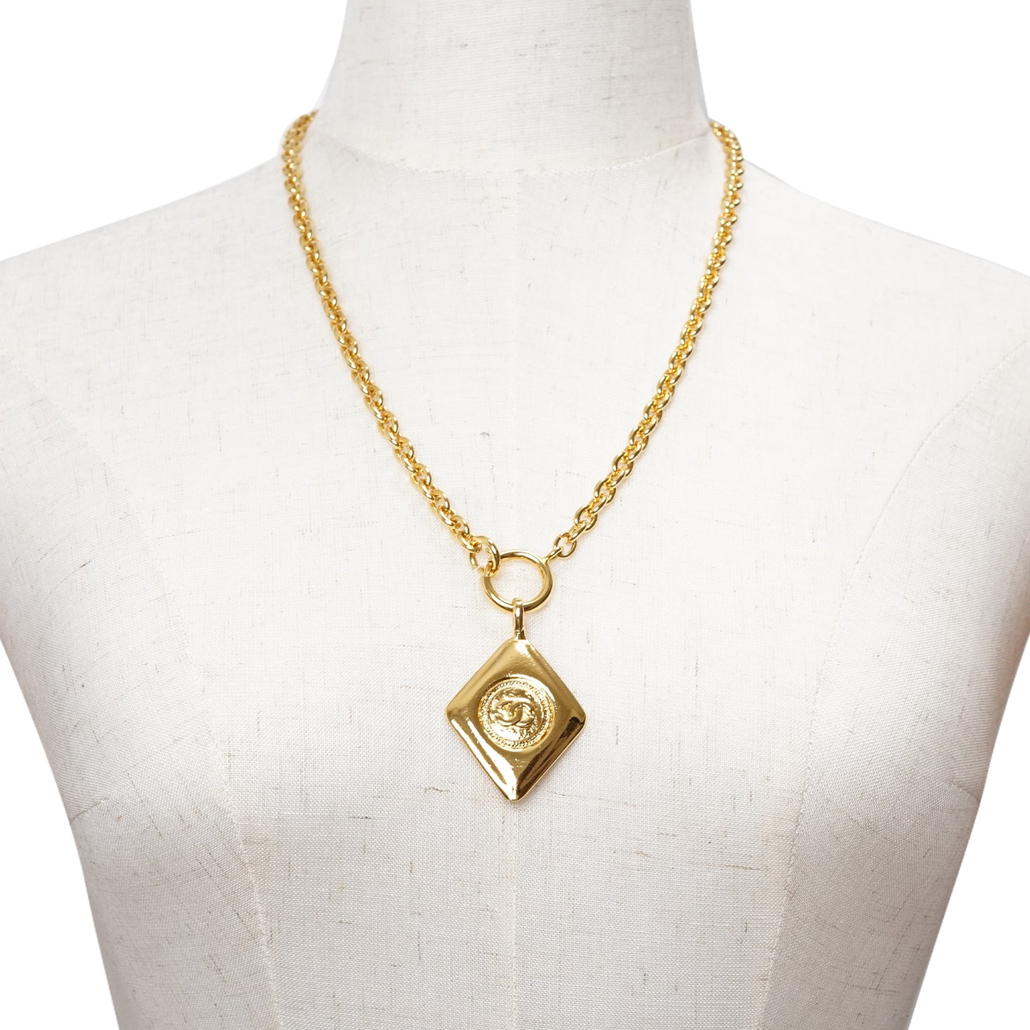 Vintage CC Diamond-shaped Pendant Necklace GP