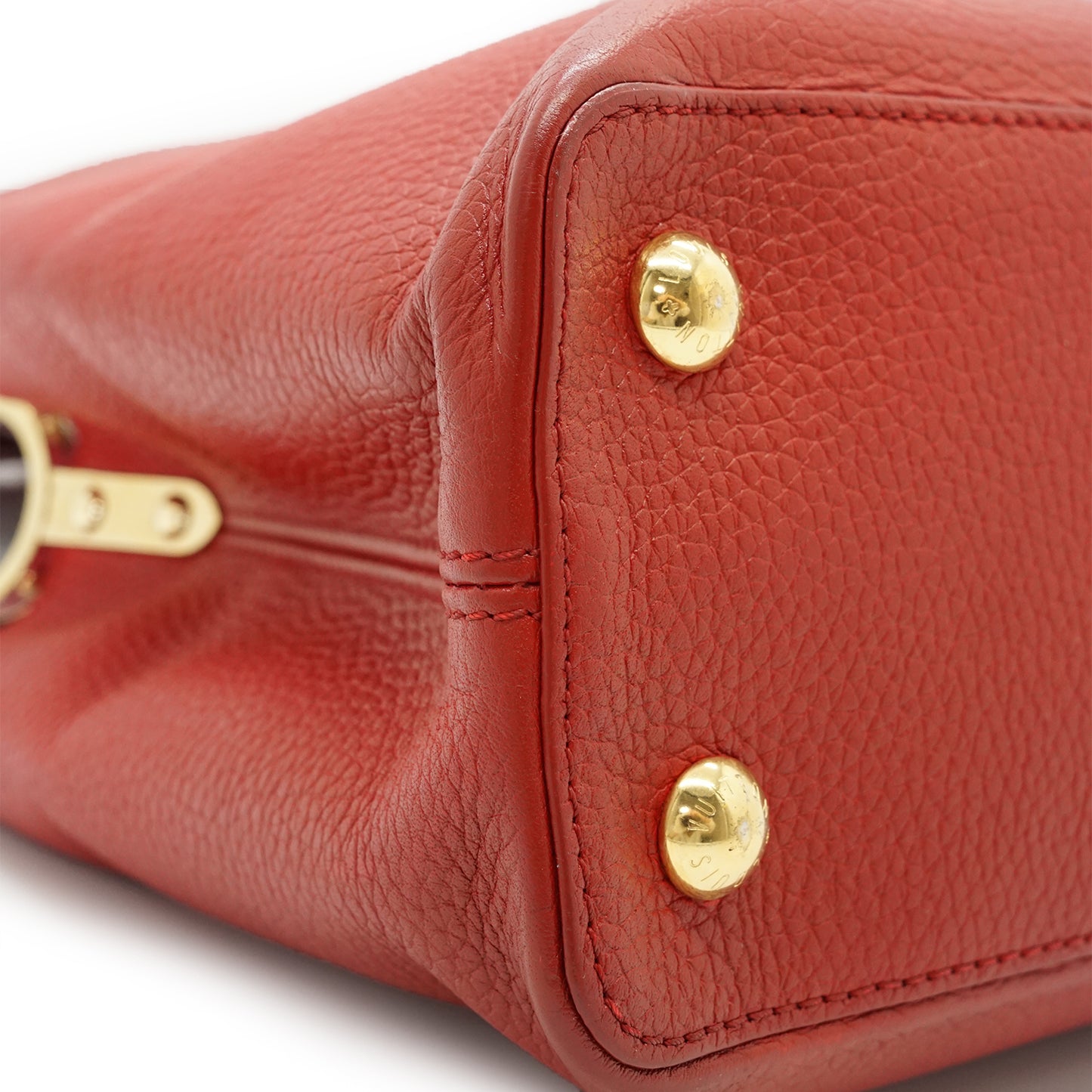 Capucines MM Taurillon Leather Tricolor Rubis Magnolia Violine
