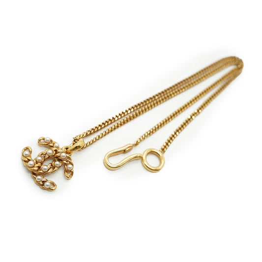 CC Faux Pearl Pendant Necklace