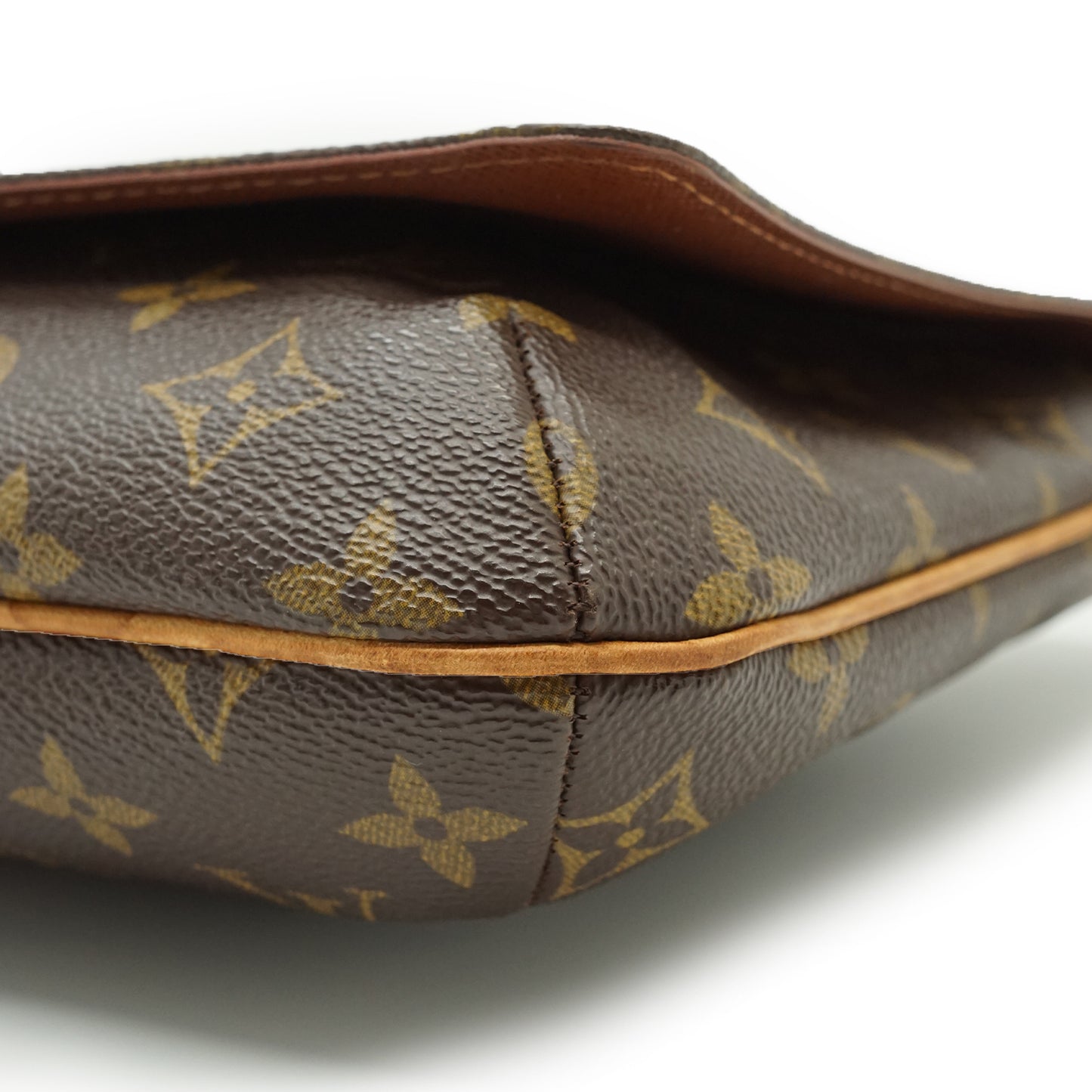 Monogram Musette Tango