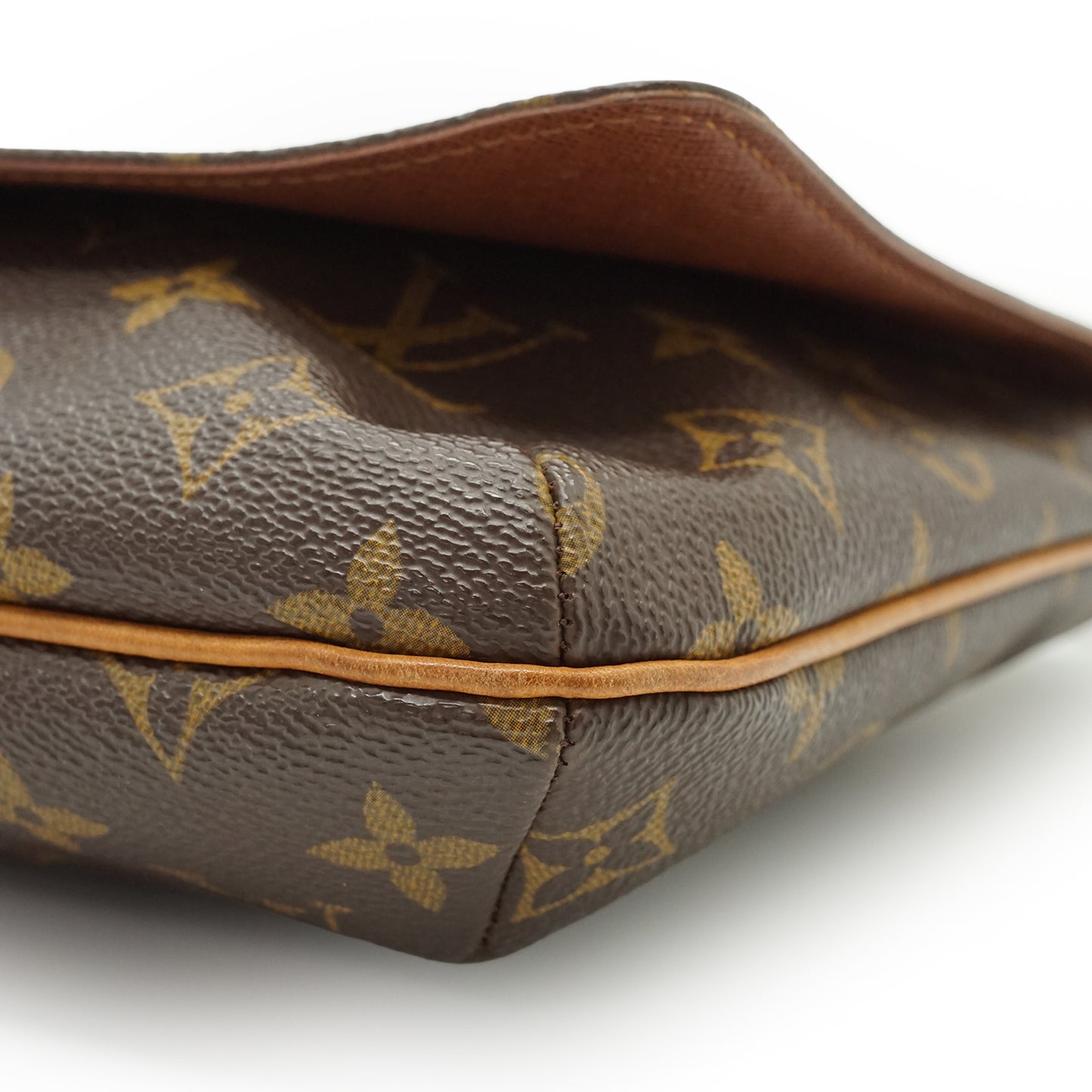 Monogram Musette Tango