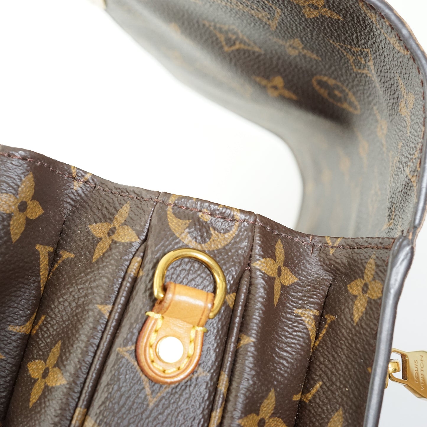 Monogram Pochette Metis MM