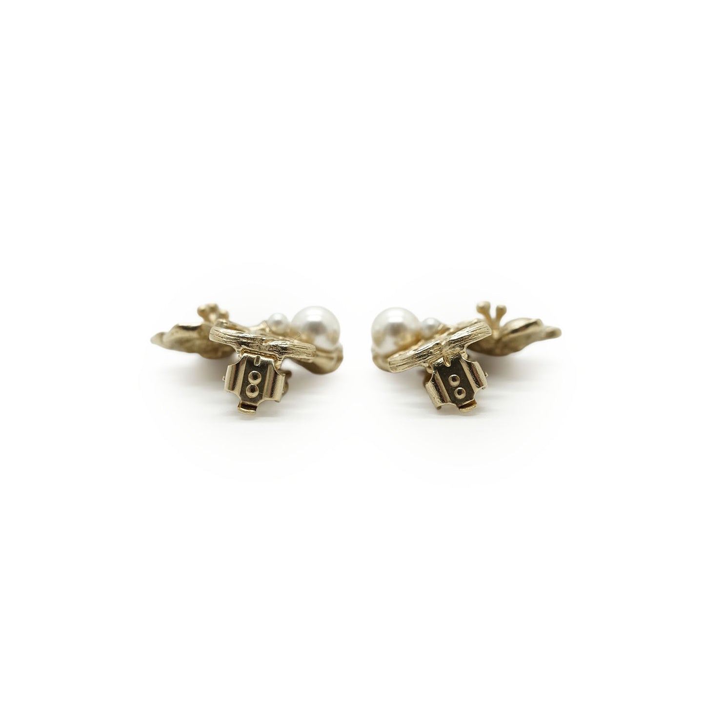CC Camellia Flower Faux Pearl Clip-on Earrings GP
