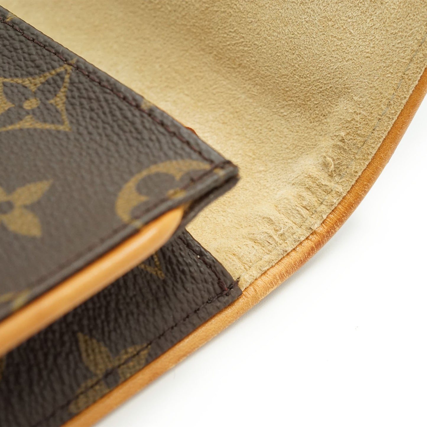 Monogram Twin Pochette GM