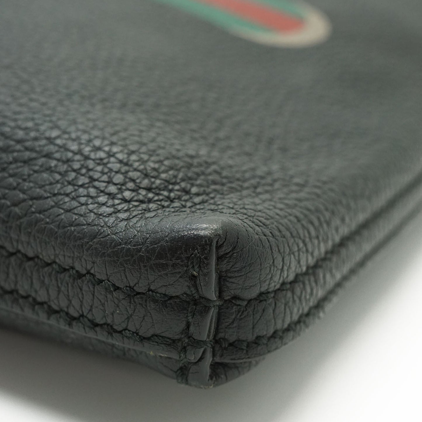 Interlocking GG Grained Leather Sherry Line Clutch