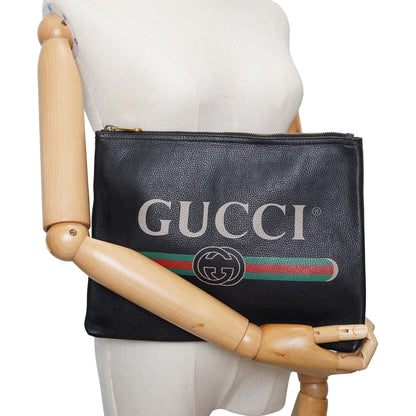 Interlocking GG Grained Leather Sherry Line Clutch
