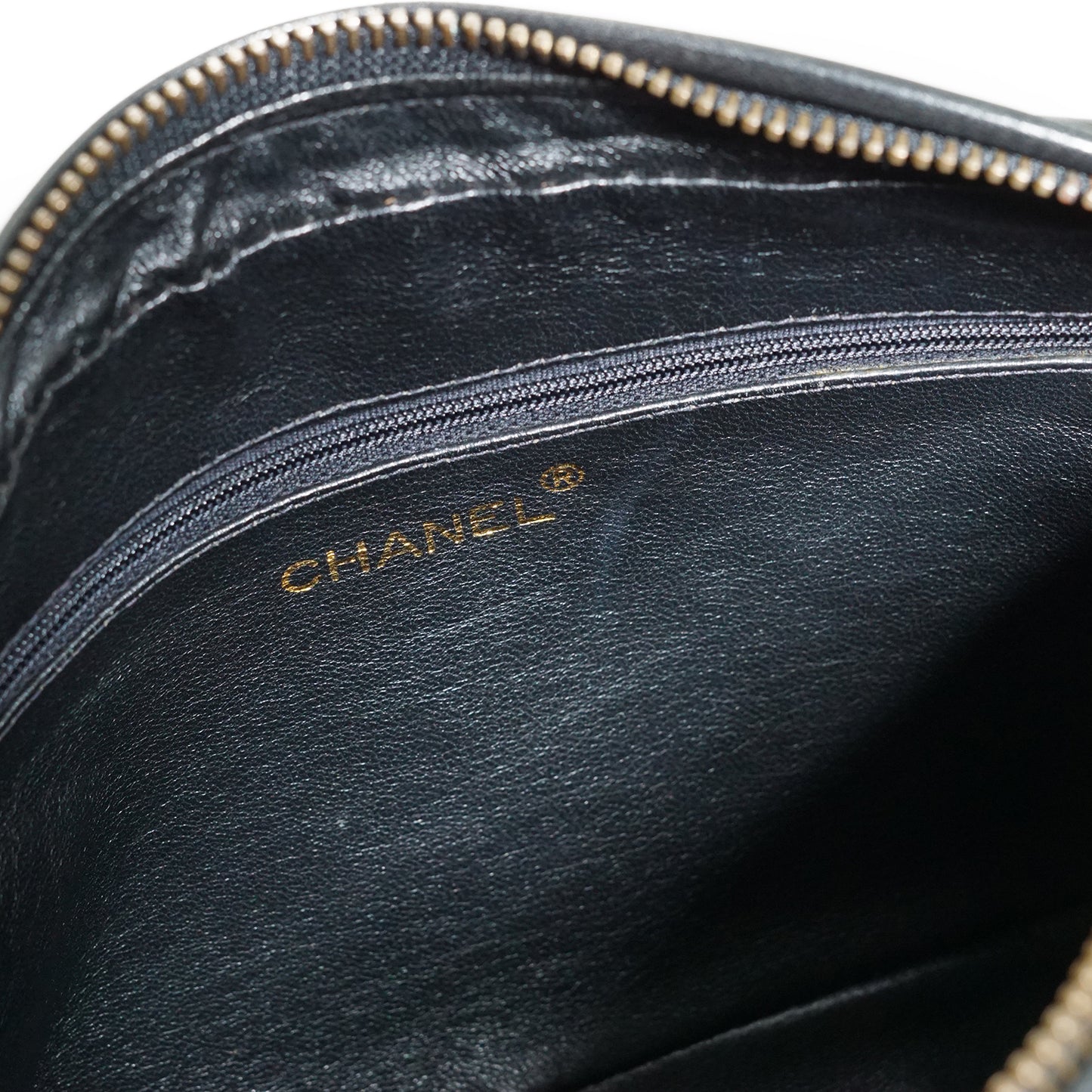 CC Lambskin Fringe Diamond-Quilted Chain Shoulder Camera Bag