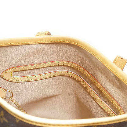 Monogram Marais Bucket PM