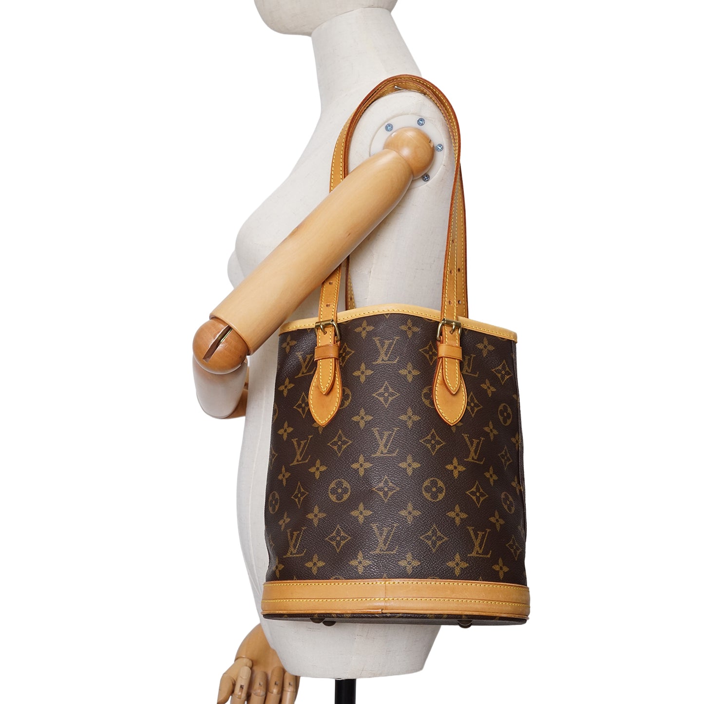 Monogram Marais Bucket PM