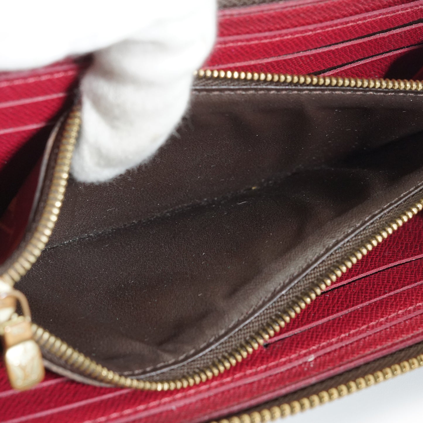 Monogram Portefeuille Clemence Fuchsia Long Wallet