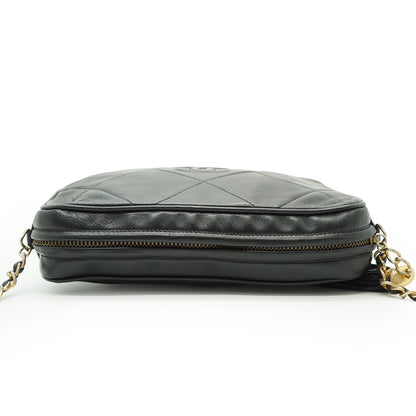 CC Lambskin Fringe Diamond-Quilted Chain Shoulder Camera Bag