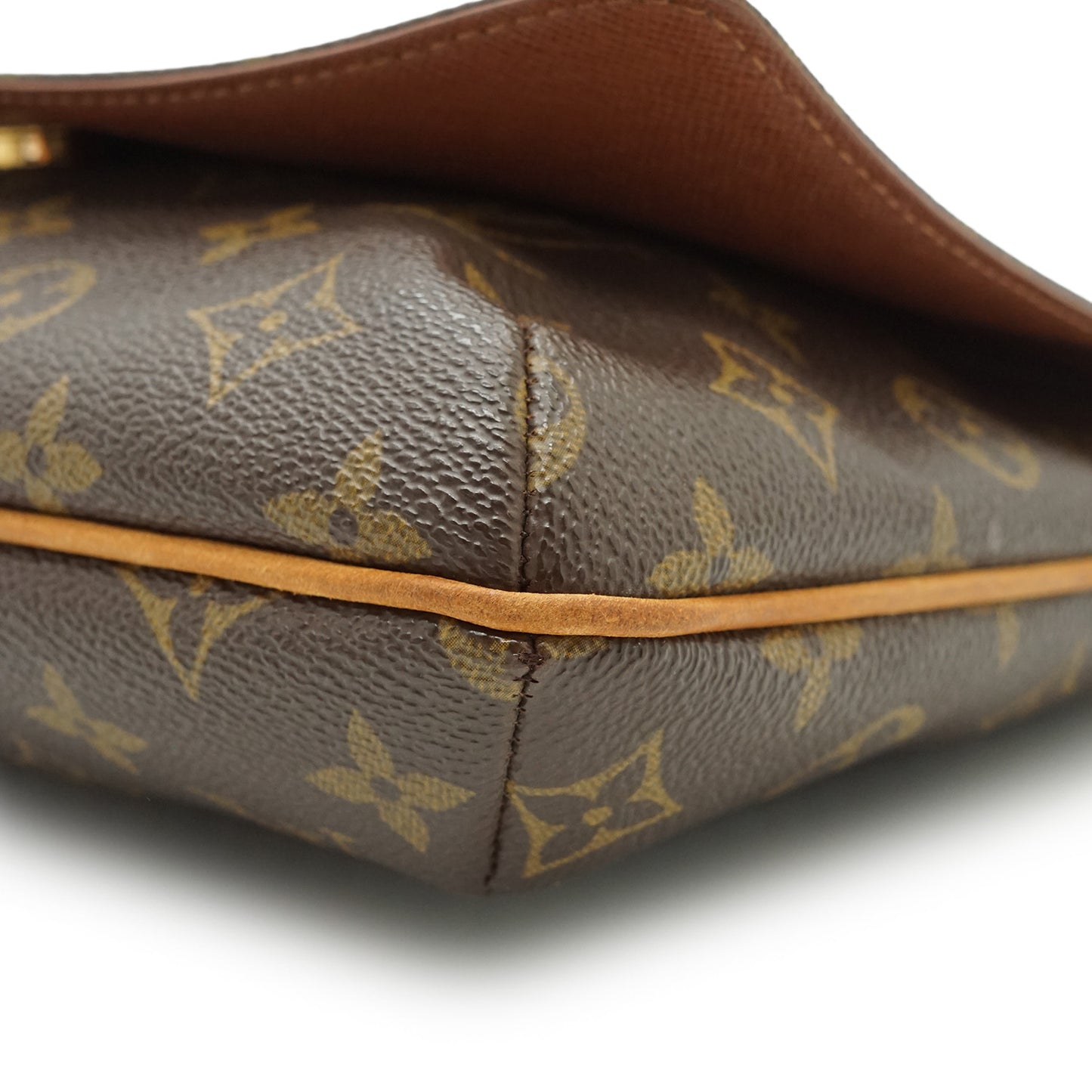 Monogram Musette Tango