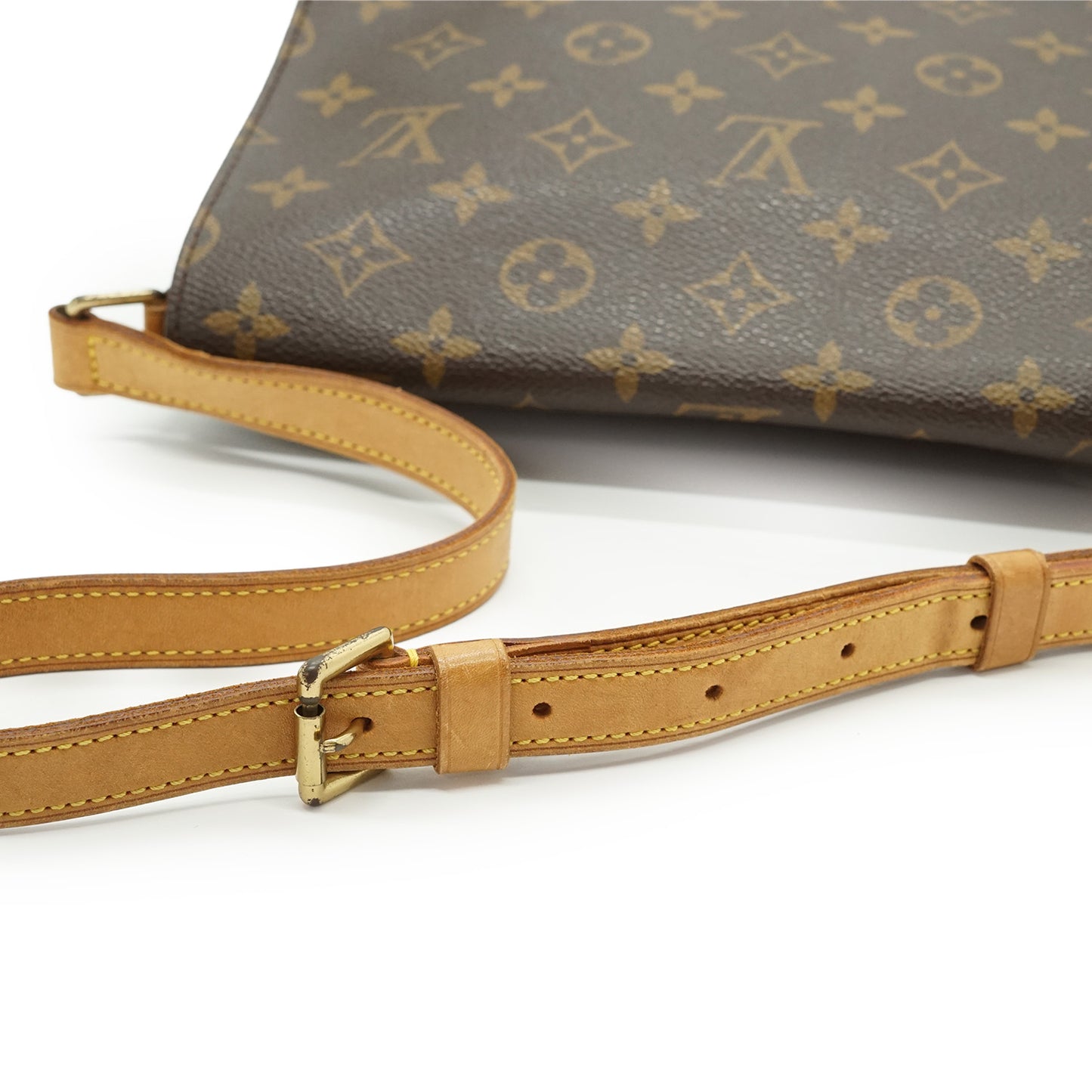 Monogram Musette Tango