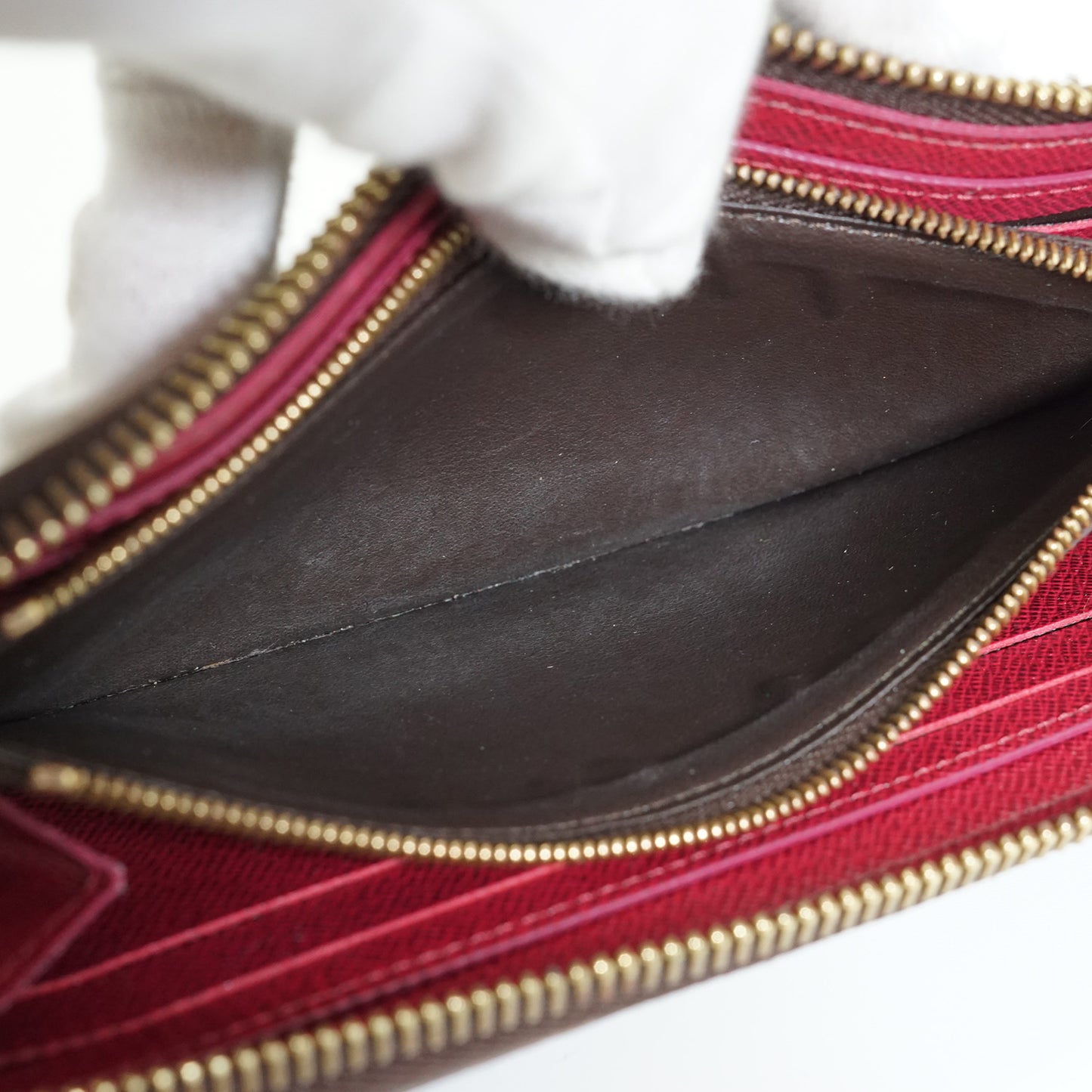 Monogram Portefeuille Clemence Fuchsia Long Wallet