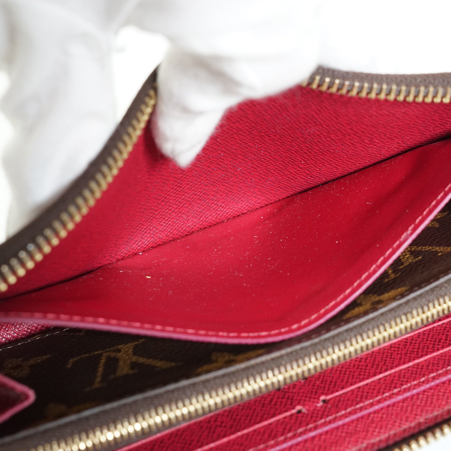 Monogram Portefeuille Clemence Fuchsia Long Wallet
