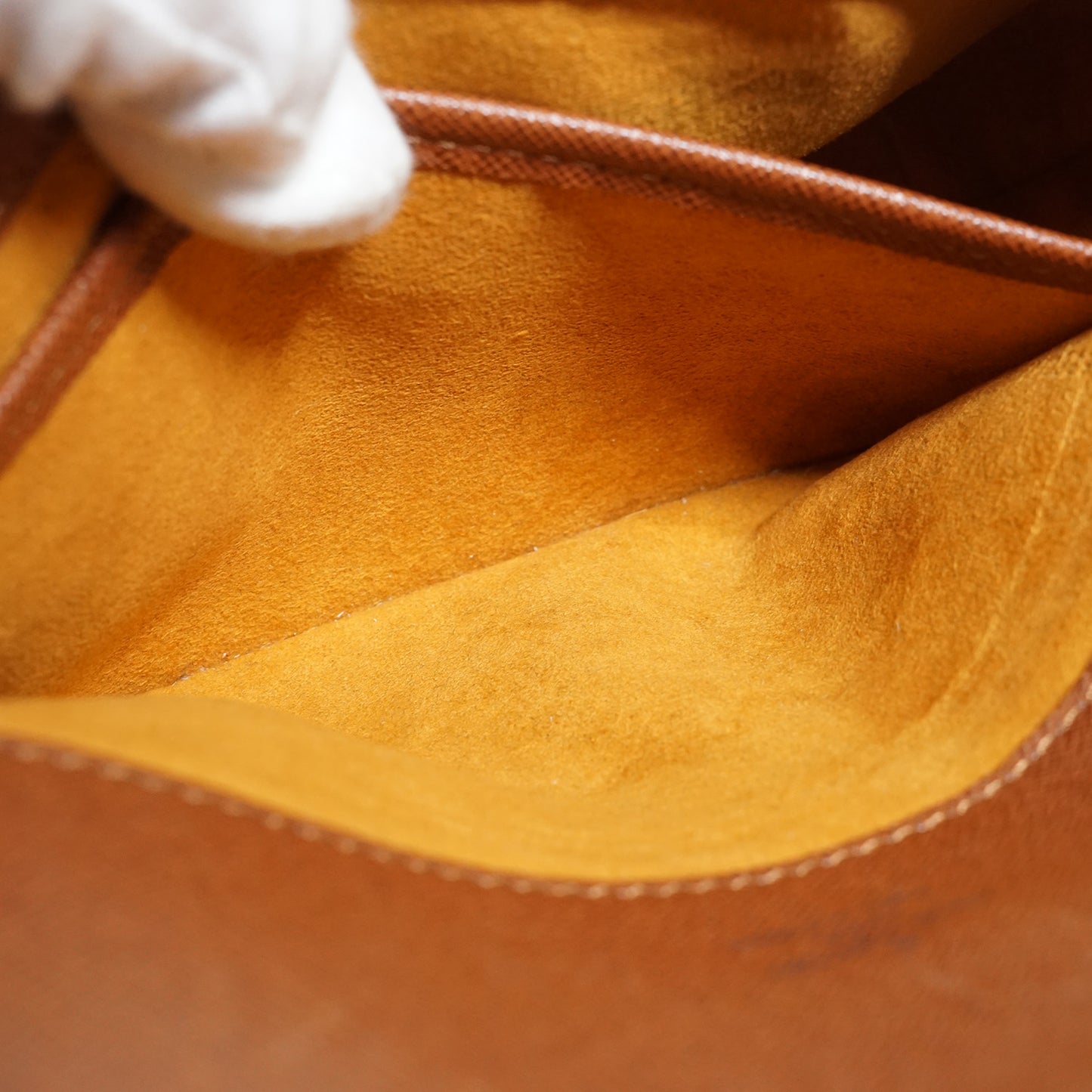 Monogram Musette Tango