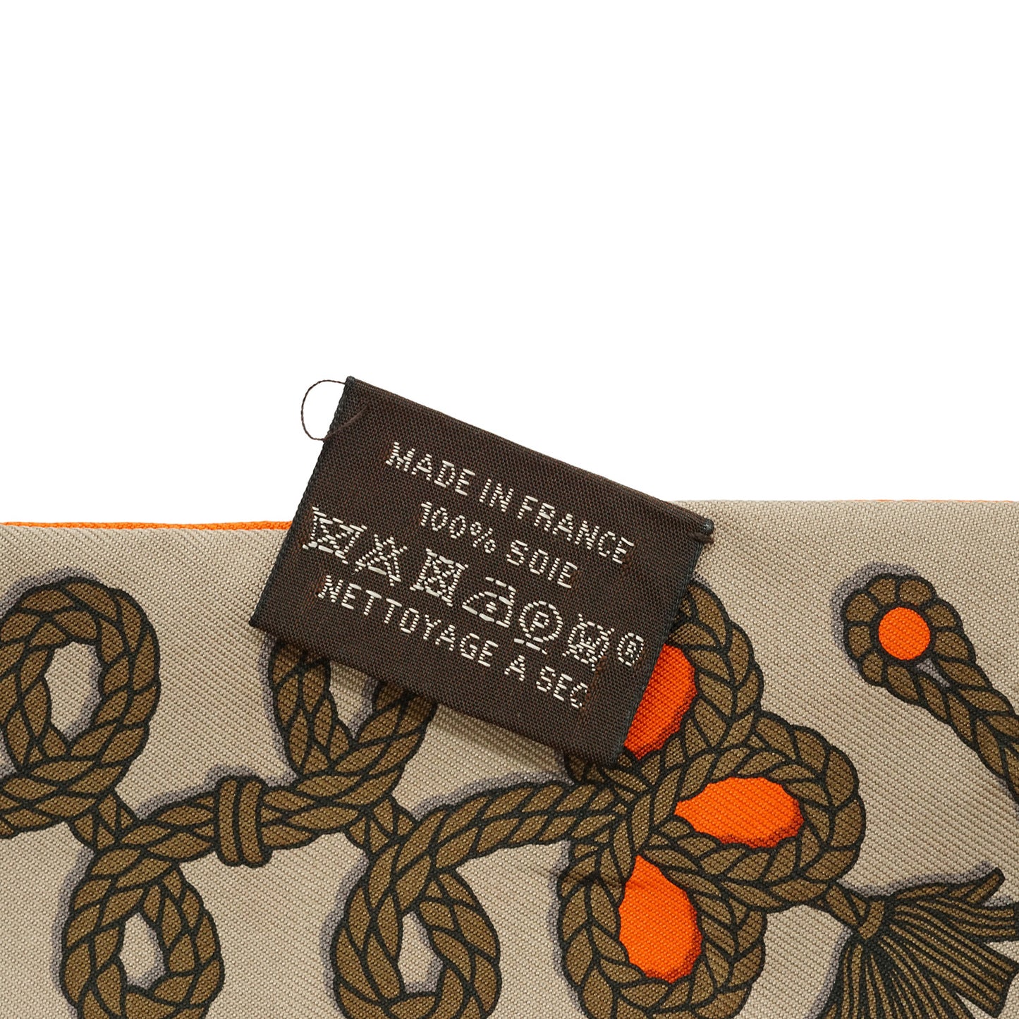 Galons et Brandebourgs Silk Twilly 86