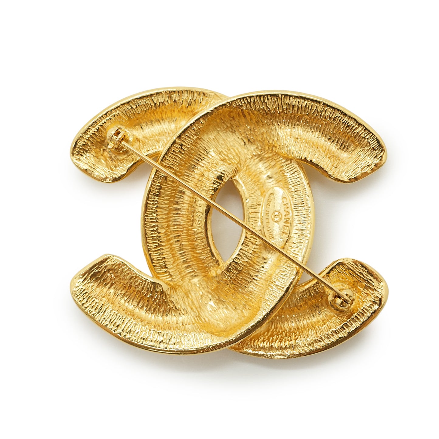 CC Large Matelasse Brooch GP