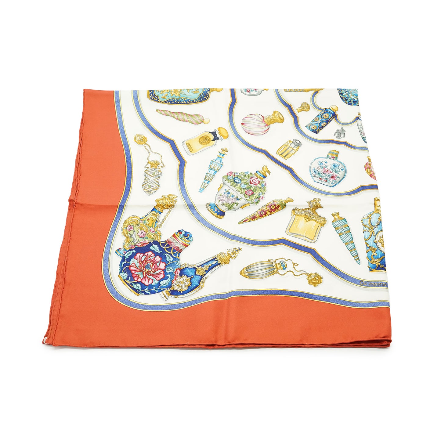 Qu'importe le flacon, pourvu qu'on ait l'ivresse Silk Carre 90