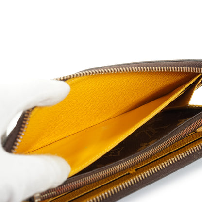Monogram Portefeuille Clemence Jonquille Long Wallet