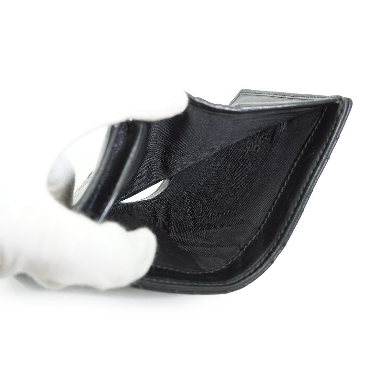 GG Marmont Quilted Compact Wallet