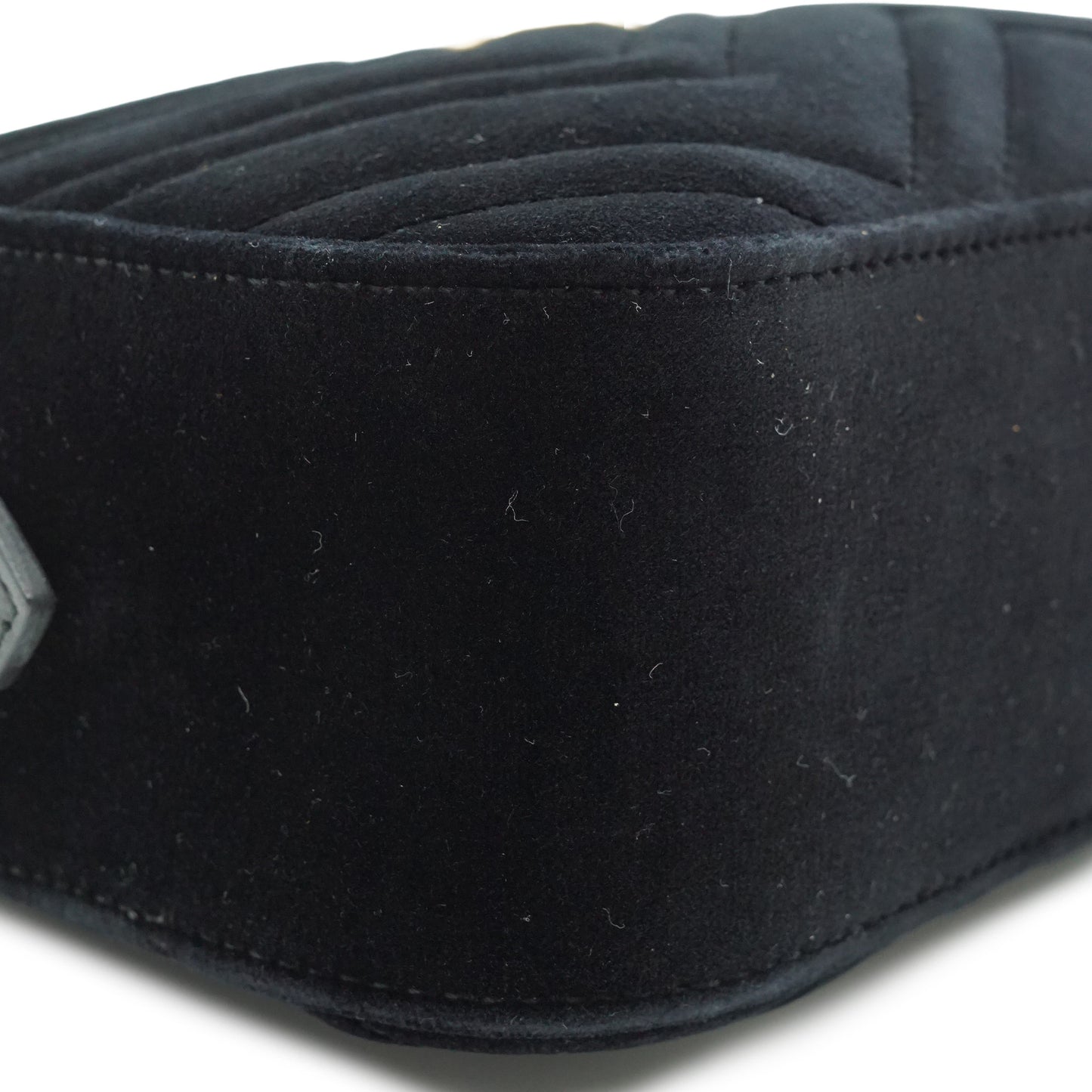 GG Marmont Velvet Camera Shoulder Bag