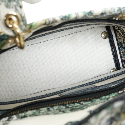 Lady Dior Medium Embroidered D-Lite