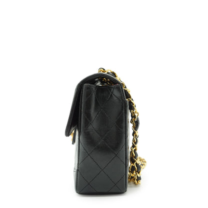 Vintage Lambskin Matelasse Diana Flap Chain Shoulder Bag