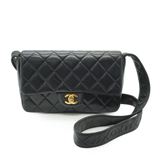 Vintage Lambskin Classic Matelasse 23 Quilted Strap Shoulder Bag