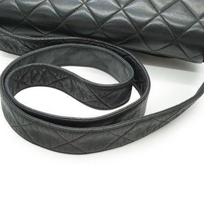 Vintage Lambskin Classic Matelasse 23 Quilted Strap Shoulder Bag