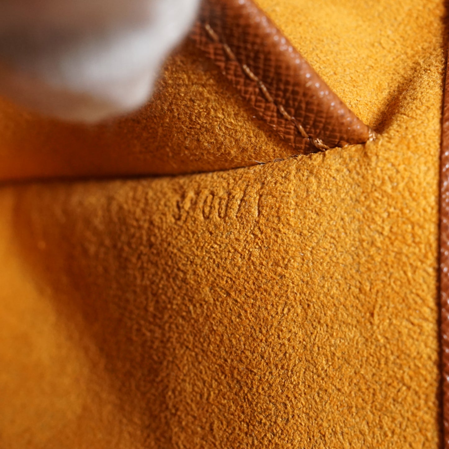 Monogram Musette Tango