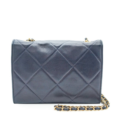 Vintage CC Lambskin Diamond-Quilted Envelope Flap Chain Shoulder Bag