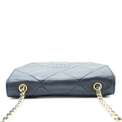 Vintage CC Lambskin Diamond-Quilted Envelope Flap Chain Shoulder Bag