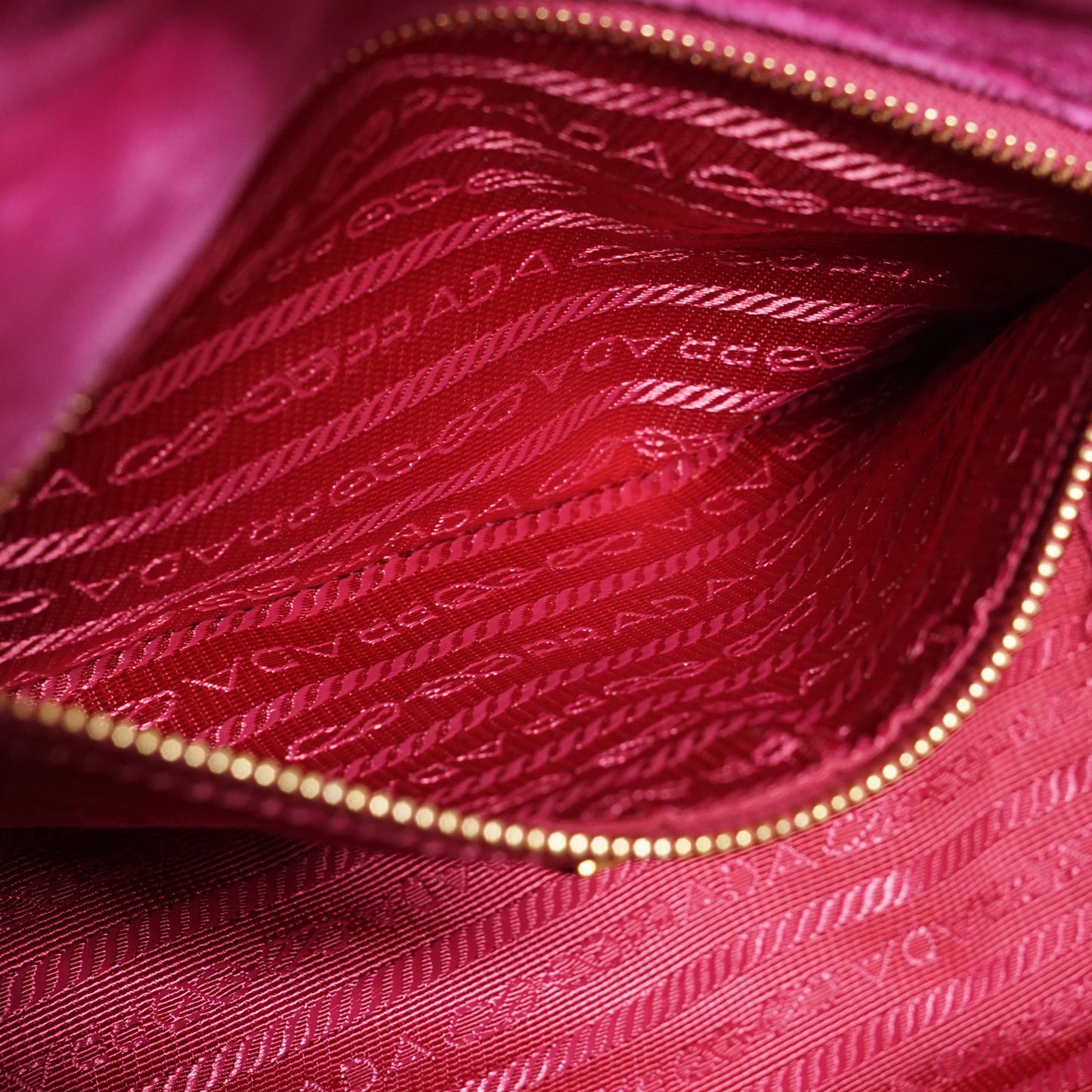 Cahier Velvet Tote
