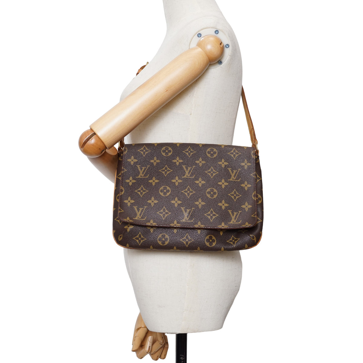 Monogram Musette Tango