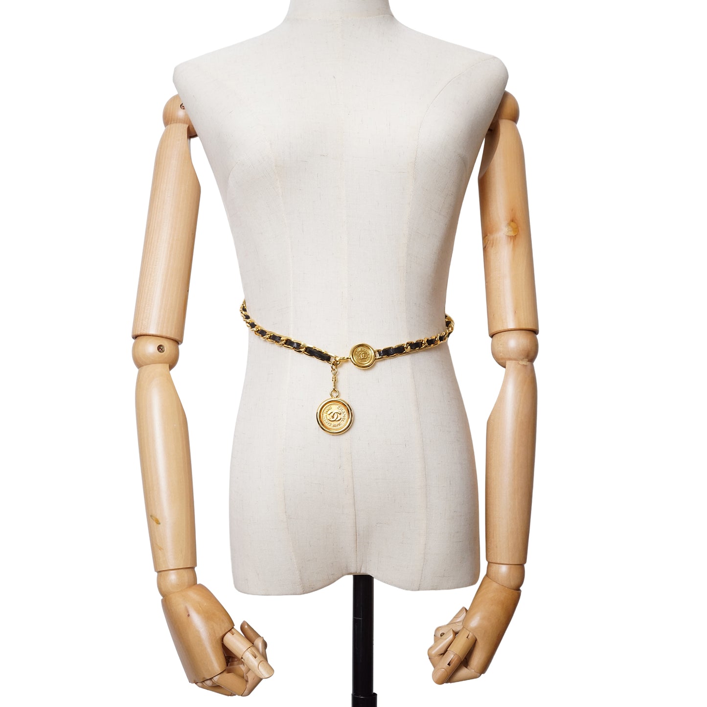 Vintage CC 31 Rue Cambon Medallion Chain Belt GP 80