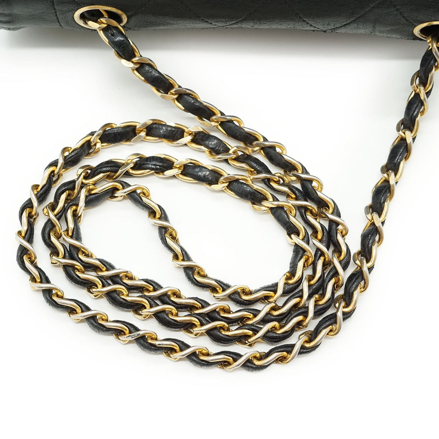 Vintage Lambskin Matelasse Diana 22 Flap Chain Shoulder Bag