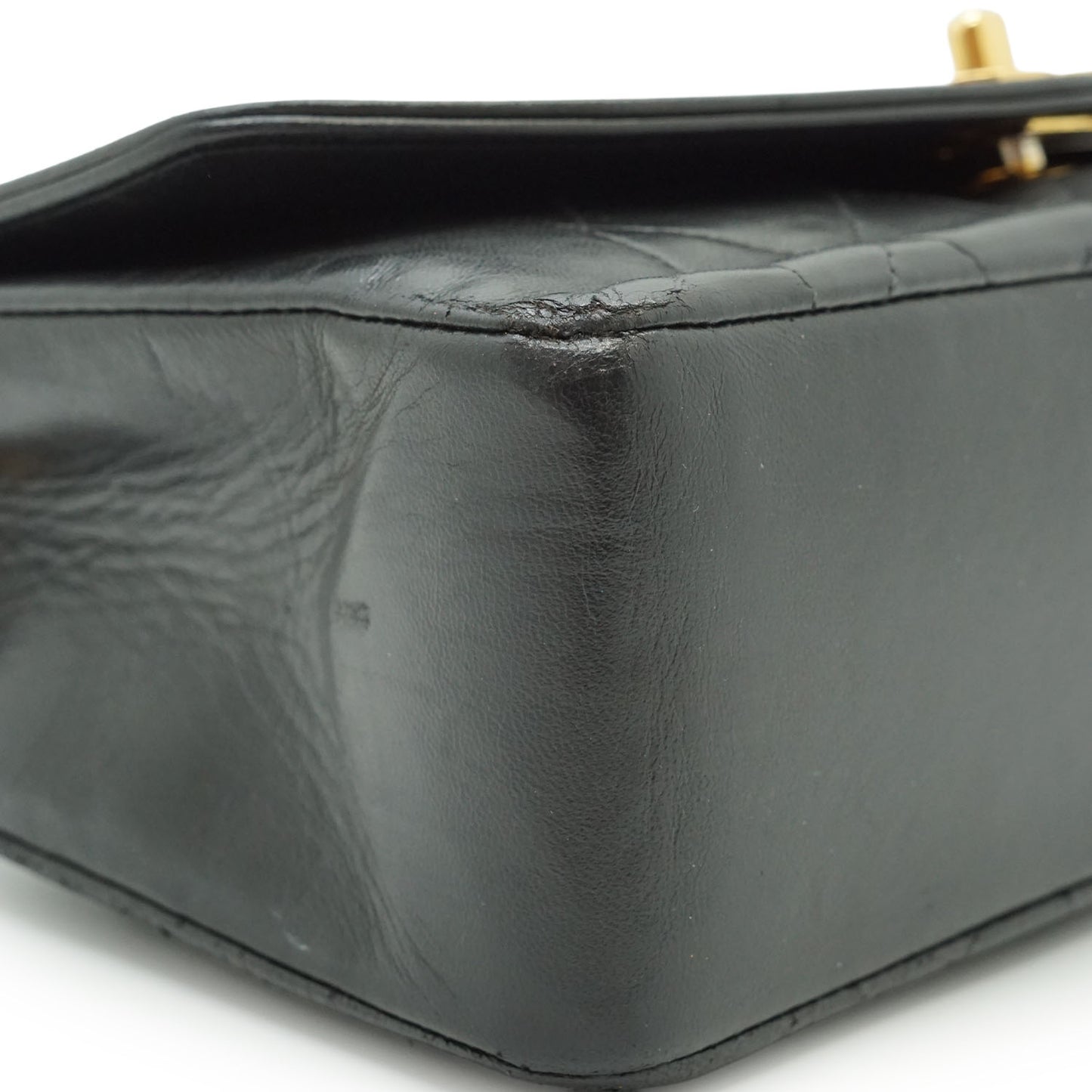 Vintage Lambskin Matelasse Diana 22 Flap Chain Shoulder Bag
