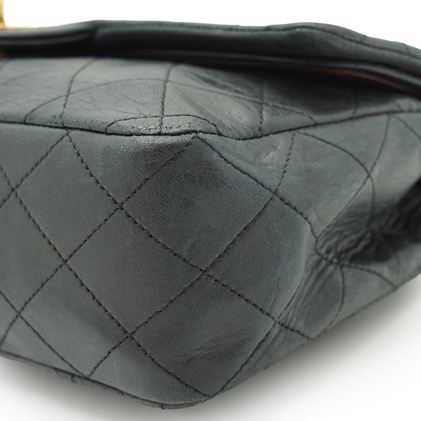 Double Flap Matelasse 25 Lambskin Chain Shoulder Bag