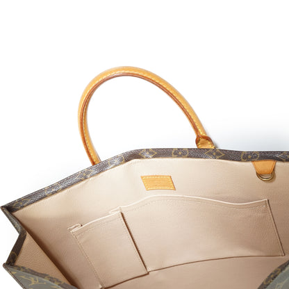 Monogram Sac Plat