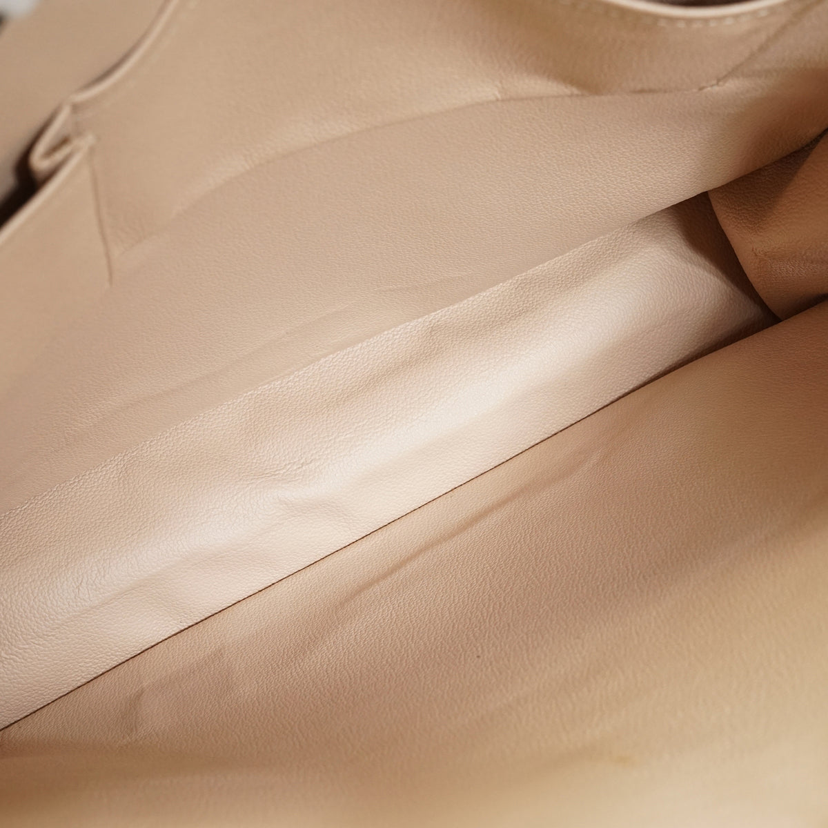 Monogram Sac Plat