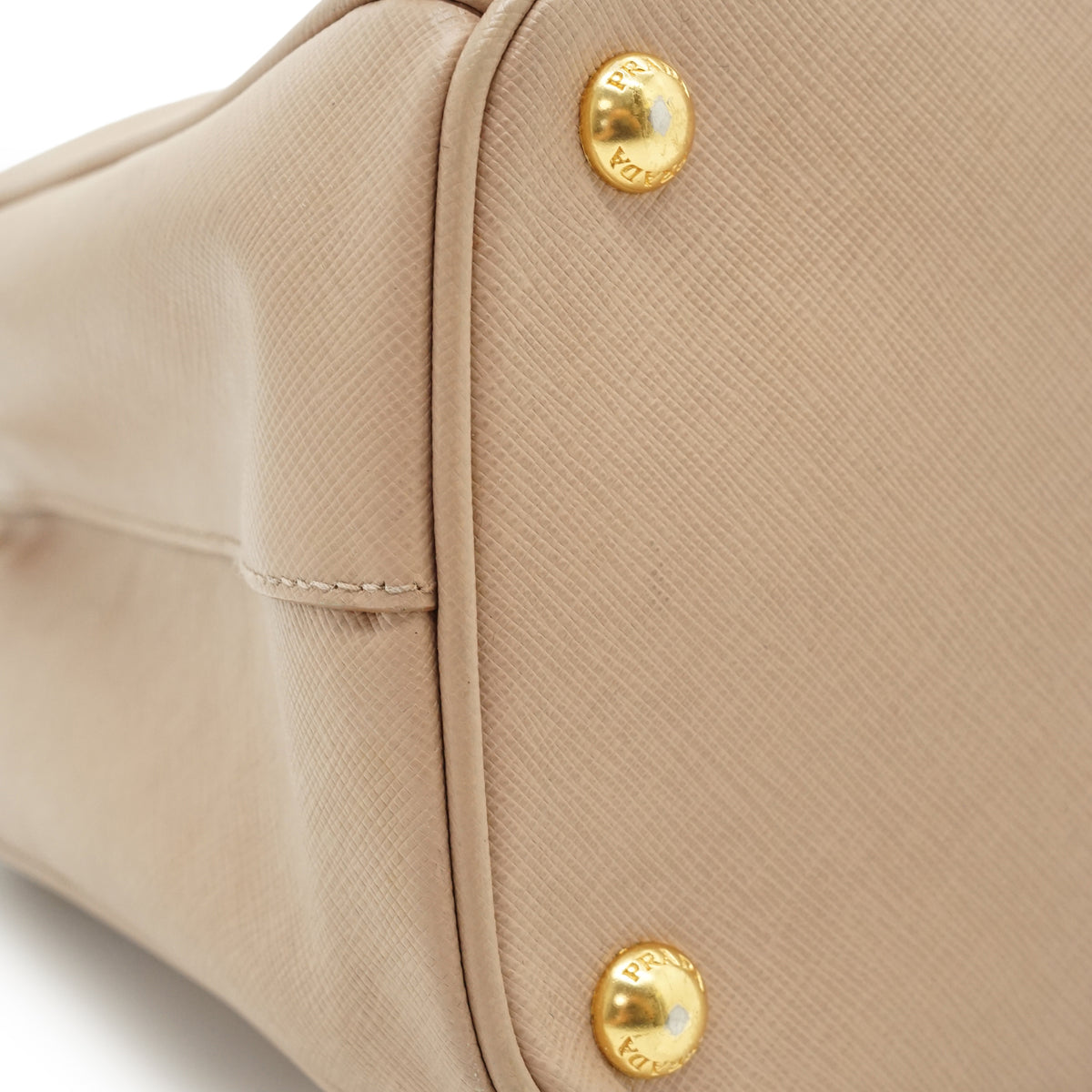 2way Saffiano Galleria Cammeo Double Zip Tote Medium