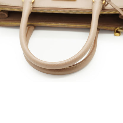 2way Saffiano Galleria Cammeo Double Zip Tote Medium
